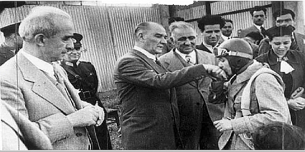 ​Atatürk`ün Ermeni manevi kızının hayat hikayesi