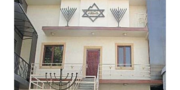 Hayastan’da kendi tarihinizi öğreniyorsunuz