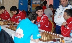 Ermenistan Satranç Takımı Olimpiyat ikincisi oldu