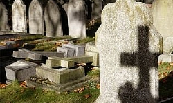 Ermeni Mezarlıkları