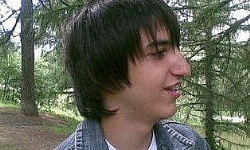 Moskova Mahkemesi Azerbaycanlı okul öğrencisini Ermeni okul arkadaşını öldürmesi davasında suçlu buldu