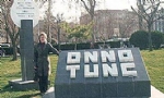 Թուրքիայում քաղաքապետարանն ամբողջովին քանդել է Արտո Թունջբոյաջյանի եղբոր հուշարձանը