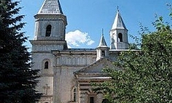 Ermeni Apostolik Kilisesi Moldova’da kiliseye ait emlaklarını geri kazanmaya çalışıyor