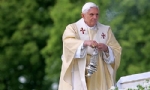 Papa, Suriye’de şiddetin durdurulmasını istedi