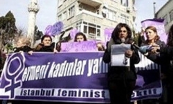 Samatya’da Ermeni kadınlarla dayanışma eylemi: ″Ermeni kadınlar yalnız değildir″