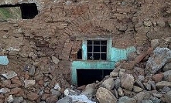 AKP Belediyesi Tarihi Ermeni Evlerini Yıkıp Yerine TOKİ Binaları Yapıyor