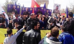 Süryaniler IŞİD Saldırılarını Midyat`ta Protesto Etti