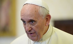 Papa Ermeni Soykırımı İçin Dünya Süper Güçlerini Eleştirdi