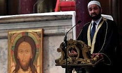 İtalya`da Müslümanlar Kiliselerde `Dayanışma` Ayininde