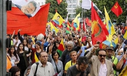 Brüksel’de Binlerce Ermeni, Kürt Ve Süryani Erdoğan’ı Protesto Etti