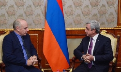 Cumhurbaşkanı Sarkisyan Avrupa Muhafazakarlar Grubu Lideri Ian Liddell-Granger’i Kabul Etti