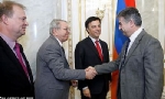  Başbakan AK Parlamenterler Meclisi Gözlem Komisyonu Ermenistan Raportörlerini Kabul Etti
