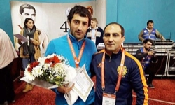 Ermeni Güreşçiler Türkiye’den İki Madalya İle Dönüyor