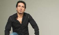 ​Dünyaca ünlü Ermeni rock müzisyen Derek Şerinian’ın ailesinin Soykırımdan kurtuluş hikayesi