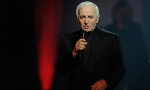 ​Hollywood Şöhret Yolu’nda dünyaca ünlü Ermeni sarkıcı Aznavour’un yıldızı açılacak