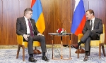 ​Ermenistan ve Rusya Başbakanları bir araya geldi
