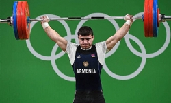 ​Ermeni halterci Andranik Karapetyan, yeni rekor kırarak Avrupa şampiyonu oldu