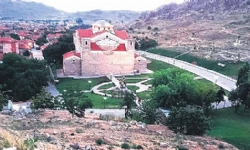 ​Kızıl Kilise’ye turist akını