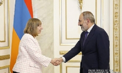 ​Ermenistan Başbakanı Nikol Paşinyan, ABD Büyükelçisi`nin başkanlığındaki heyetle görüştü