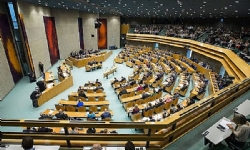 ​Hollanda koalisyon partileri, Yerevan`da büyükelçilik açma teklifinde bulundu