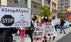 ABD Ermenileri, Azerbaycan`ın savaş suçlarını destekleyen “BGR Group” önünde protesto eylemi yaptı