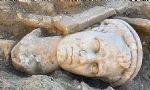 ​Laodikya`da 2 bin yıllık rahip başı heykeli gün yüzüne çıkarıldı