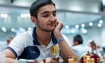 Şant Sargsyan hızlı satranç turnuvasının şampiyonluğu için mücade
