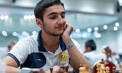 Şant Sargsyan hızlı satranç turnuvasının şampiyonluğu için mücade