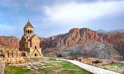 ​Ermenistan`ın turizm geliri 2021`de yüzde 30 arttı