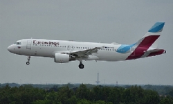 Brussels Airlines flight to Yerevan hit by lightning strike