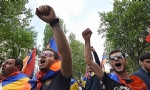 Paşinyan`sız Ermenistan` protestoları: Göstericiler başkent Erivan`da ana yollara barikat kurdu