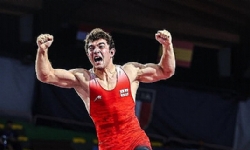 ​Gürcistan`ı temsil eden Ermeni güreşçi Gor Ayvazyan Dünya Şampiyonu oldu
