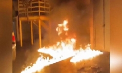 Erivan`da bir sinagog kundaklandı