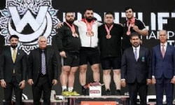 Ermeni halterci Asya Şampiyonası`nda gümüş madalya kazandı