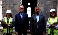 ​Diyarbakır`da tarihi surlar ve kilise restorasyonu incelemesi