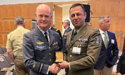 Ermenistan`ın Vazgen Sarkisyan Askeri Akademisi Başkanı NATO konferansına katıldı