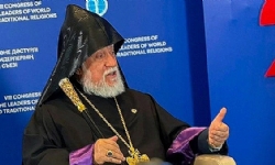 Կրօնները հեռու պէտք է ըլլան քաղաքական օրակարգերէ ու գաղափարախօսական ուղղութիւններէ»